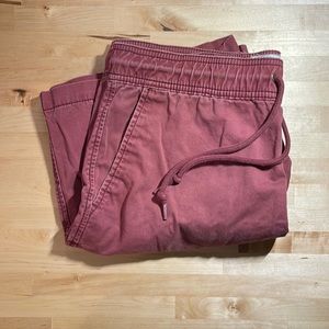 Aeropostale burgundy shorts